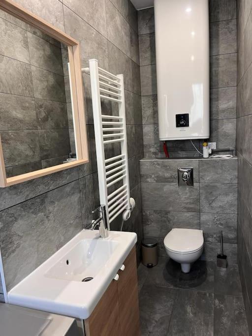 Appartement Le Pressense à Vénissieux Extérieur photo